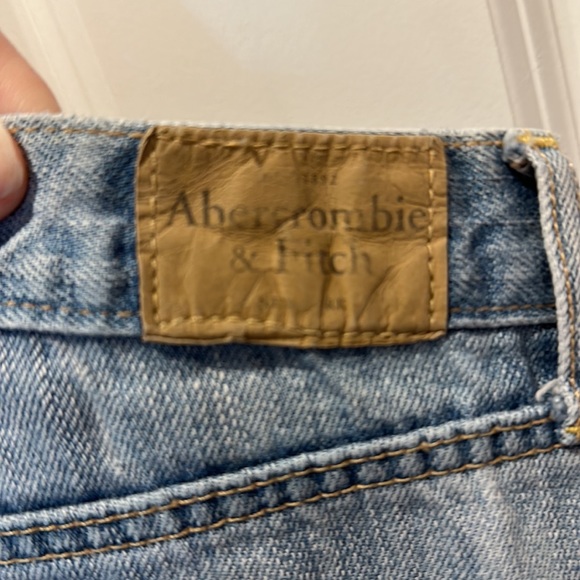 Abercrombie and Fitch heavily distressed jeans size 4R - Picture 10 of 12